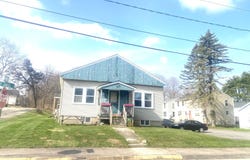 79 W Cutts Street, Biddeford, ME 04005