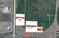 100 Chloe Avenue, Garden City, KS 67846