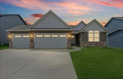 603 Wheatley Drive, Mahomet, IL 61853