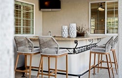 5748 Hillview Park Avenue, Valley Glen, CA 91401