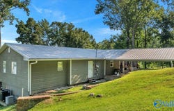 1810 Sunset Place, Southside, AL 35907