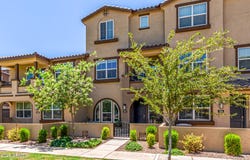 1255 N ARIZONA Avenue, Chandler, AZ 85225