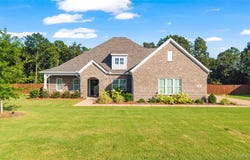 69 Alston Drive, Wetumpka, AL 36093