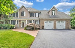 1236 Longview Rd, Roanoke, VA 24018