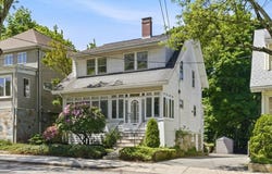 2445 Centre St, Boston, MA 02132