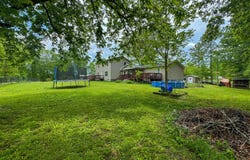 290 Landmark Rd, Oneida, TN 37841