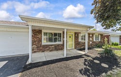 1387 Skylark, Troy, OH 45373