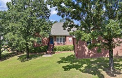703 Castlegate Loop, Russellville, AR 72802