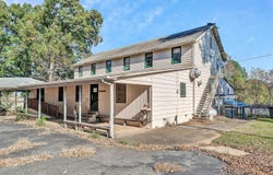 11738 LEESVILLE RD, Lynch Station, VA 24571