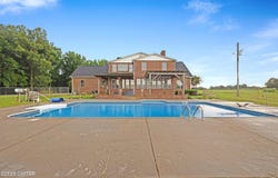 1150 Norris Crossing Road, Bells, TN 38006