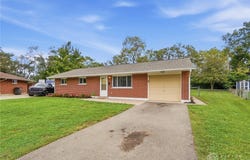 313 Windsor Court, West Carrollton, OH 45449