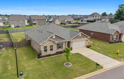 25032 Delilah Circle, Athens, AL 35613