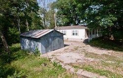 5459 SE Grindstone Road, Cameron, MO 64429