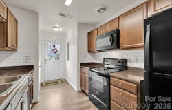 372 E Mills Avenue, Mooresville, NC 28115