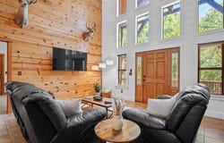 83 Bobber Road, Broken Bow, OK 74728