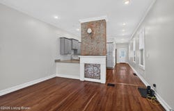 1122 E Burnett Ave, Louisville, KY 40217