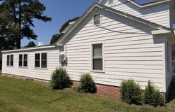 911 W Elizabeth Street, Elizabeth City, NC 27909