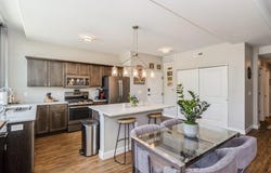 275 N Linn St, IowaCity, IA 52245