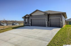 6021 N 168th Avenue, Omaha, NE 68116