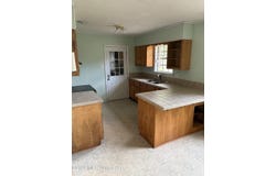 4305 Knowles Avenue, Moss Point, MS 39562