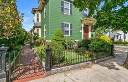 41 Forrester St, Salem, MA 01970