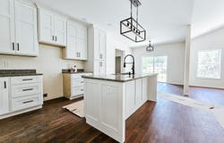 1038 Lochaven, Hillsdale, MI 49242
