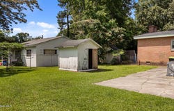 208 S Anderson Street, Elm City, NC 27822