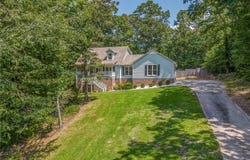 22 Timberwood Drive SE, Silver Creek, GA 30173