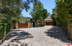 3911 Oeste Ave, Studio City, CA 91604