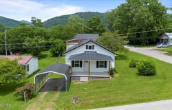 715 E Kentucky Ave, LaFollette, TN 37766
