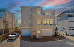 13 E MIDDLESEX AVENUE, HARVEY CEDARS, NJ 08008