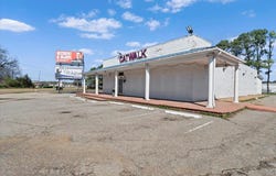 3880 LAMAR Ave, Memphis, TN 38118