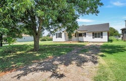 1301 N Crain Street, Altus, OK 73521