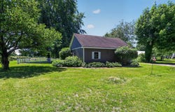 65181 County Road 342, Hartford, MI 49057
