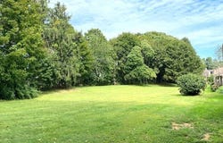 127 Black Point Road, East Lyme, CT 06357
