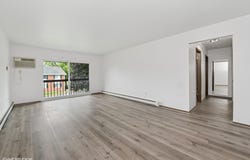 1270 Wisconsin St, Lake Geneva, WI 53147