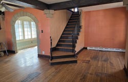 5832 N Sacramento Avenue, Chicago, IL 60659