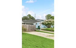 1905 FARMINGTON Place, Gretna, LA 70056