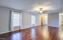 685 West Valley Drive, Kingsport, TN 37664