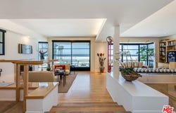 117 Ocean Front Walk, Santa Monica, CA 90291