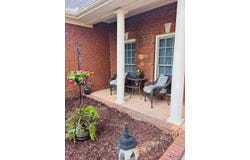 115 Misty Hollow Way, Huntsville, AL 35806