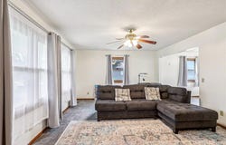 6012 Beard Avenue N, Brooklyn Center, MN 55429