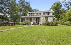 1622 N 5th Avenue, Laurel, MS 39440