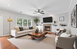 1093 Forest View Lane SW, Lilburn, GA 30047