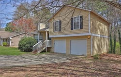 2895 Wildflower Lane, Snellville, GA 30039