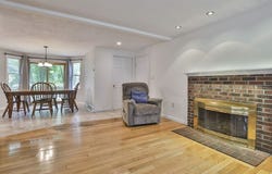 1 Deer Path Ln, Mansfield, MA 02048