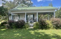 643 Reid Rd, Hamilton, AL 35570