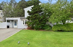 64 Bridle Lane, Hicksville, NY 11801