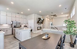 8851 Oakland #6, San Antonio, TX 78240