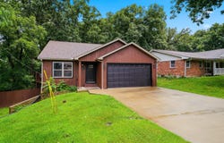 1400 Marbrooke Drive, Fulton, MO 65251